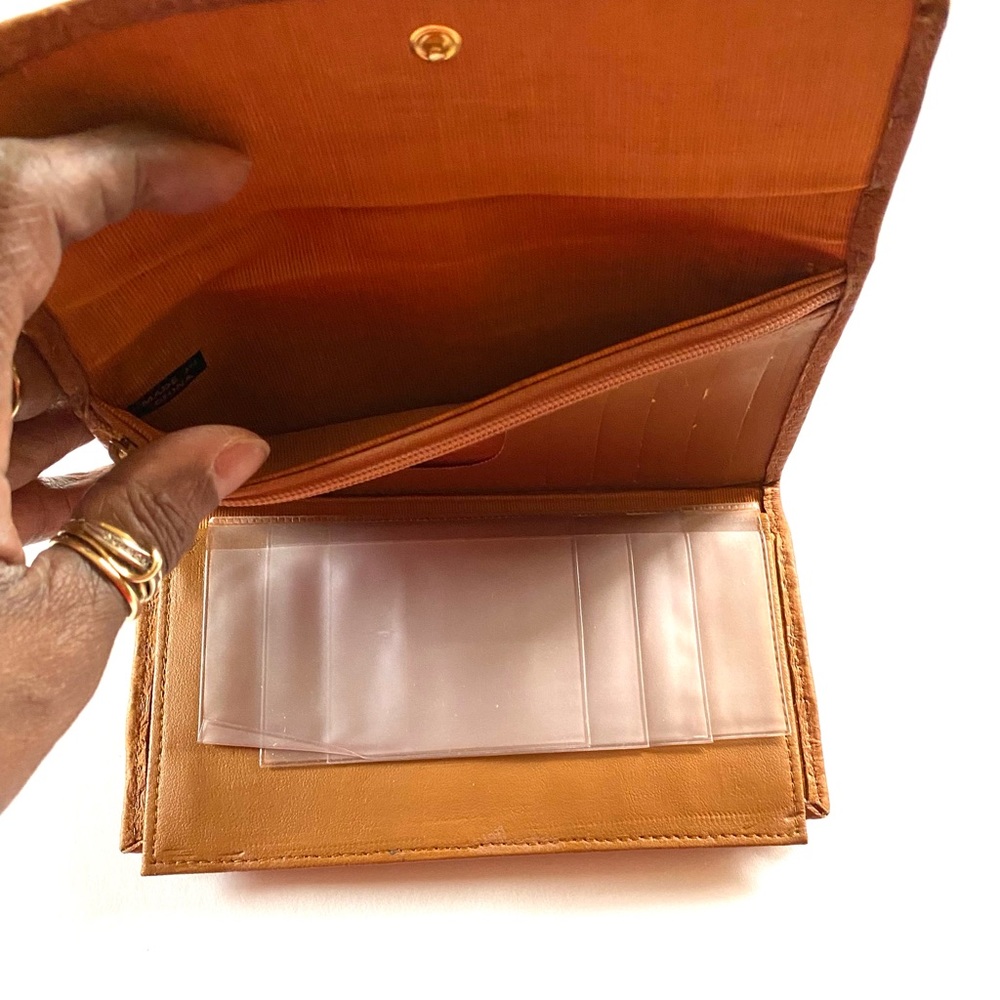 Vintage Women’s Light Brown Embossed Floral Genuine Leather Wallet - Picture 5 of 8